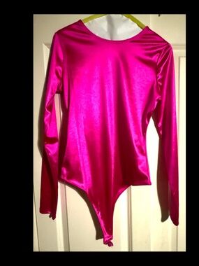 Womens juniors Gianni Bini long sleeve bodysuit satin hot pink fuschia size M